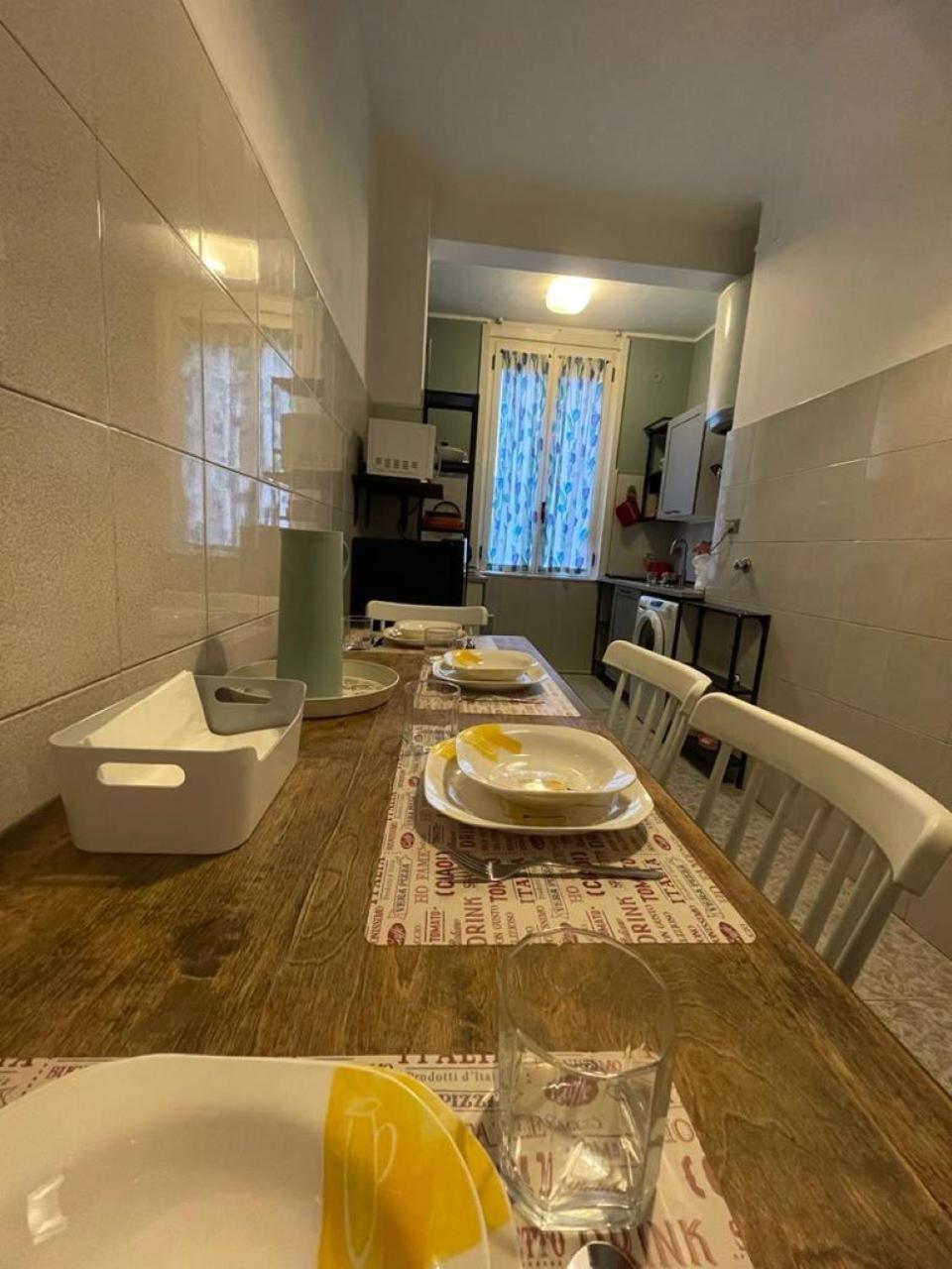 Milano Da Me - Ampio Appartamento Con 2 Camere Da Letto Exterior photo
